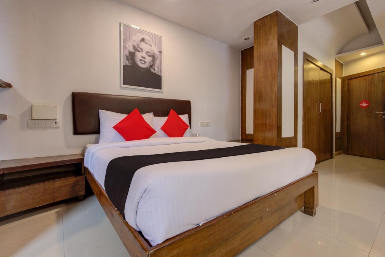 Capital O 77295 Hotel Bansidhar Bhuvan Bombay Esterno foto