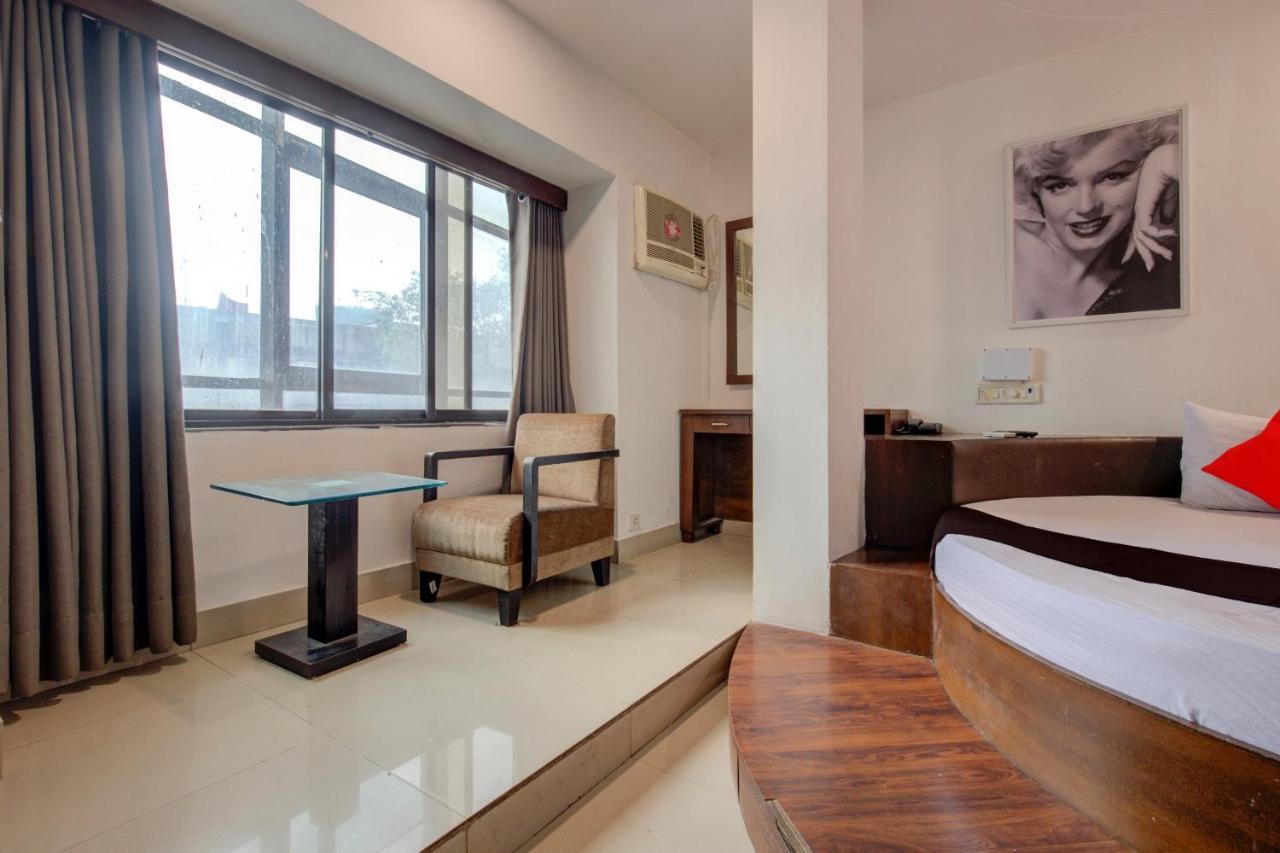 Capital O 77295 Hotel Bansidhar Bhuvan Bombay Esterno foto