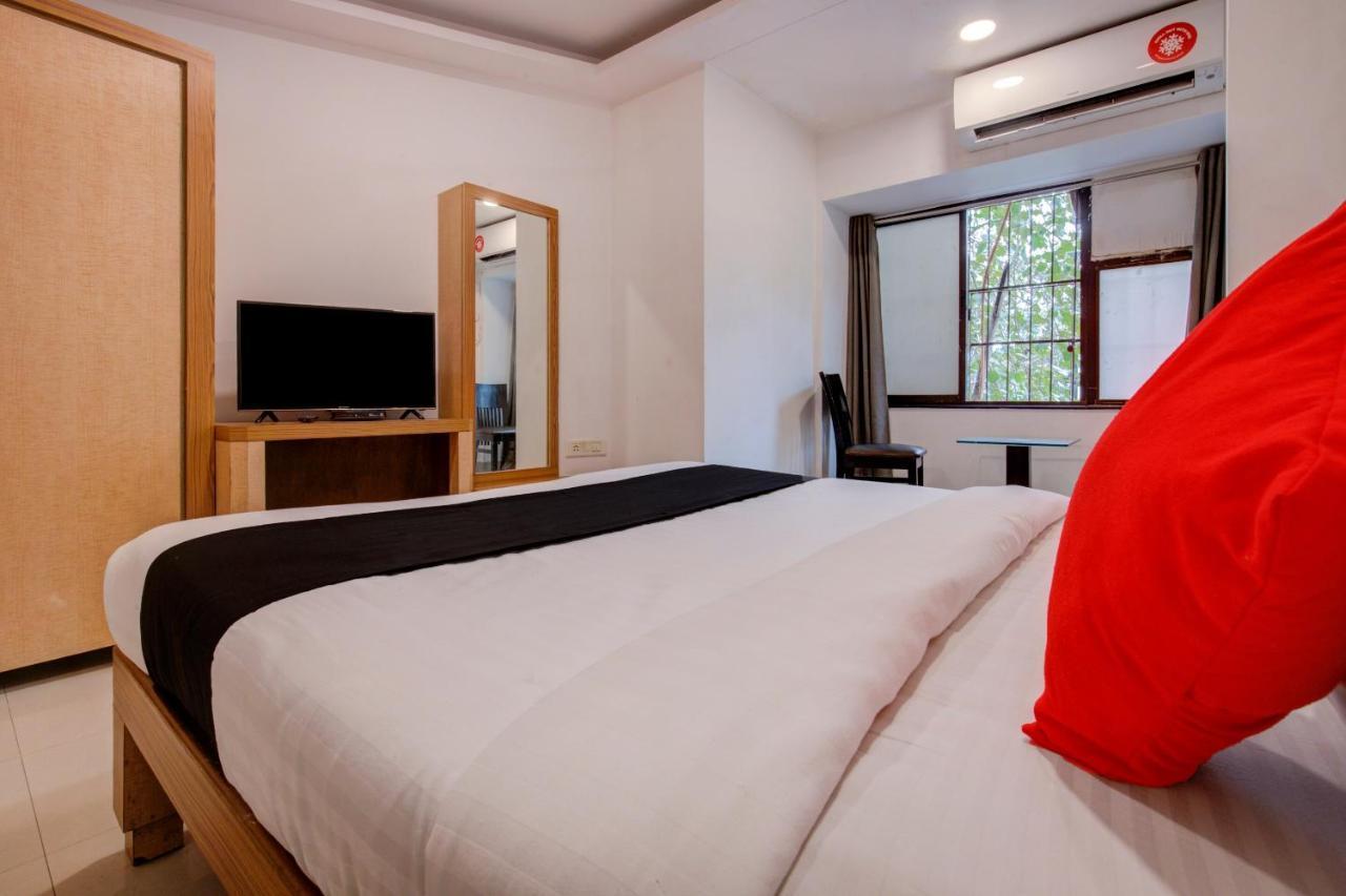 Capital O 77295 Hotel Bansidhar Bhuvan Bombay Esterno foto