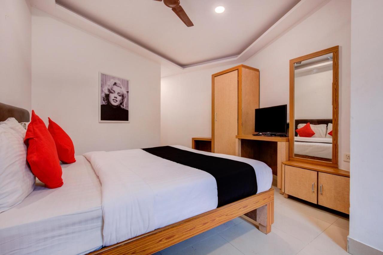 Capital O 77295 Hotel Bansidhar Bhuvan Bombay Esterno foto