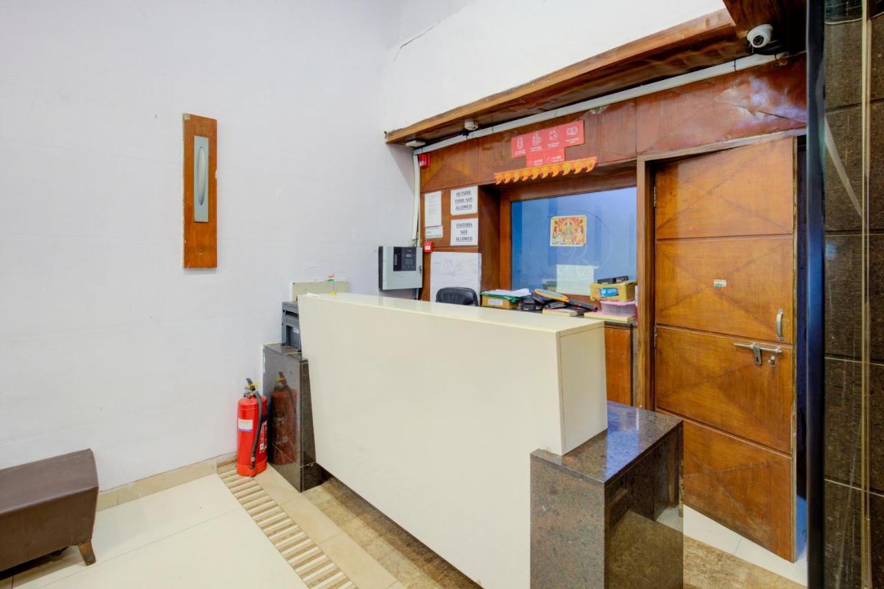 Capital O 77295 Hotel Bansidhar Bhuvan Bombay Esterno foto