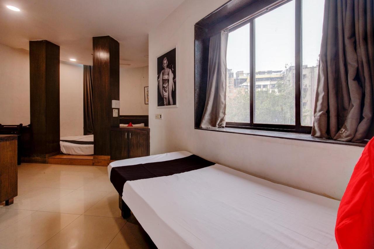 Capital O 77295 Hotel Bansidhar Bhuvan Bombay Esterno foto